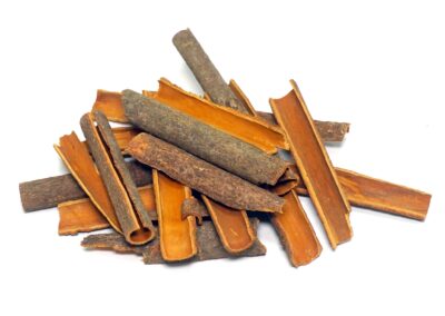 Organic Cinnamomum zeylanicum (Dalchini / Cinnamon) Bark